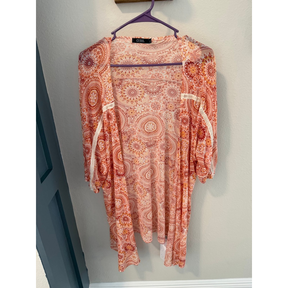 CURE. Orange & White Paisley Shrug L